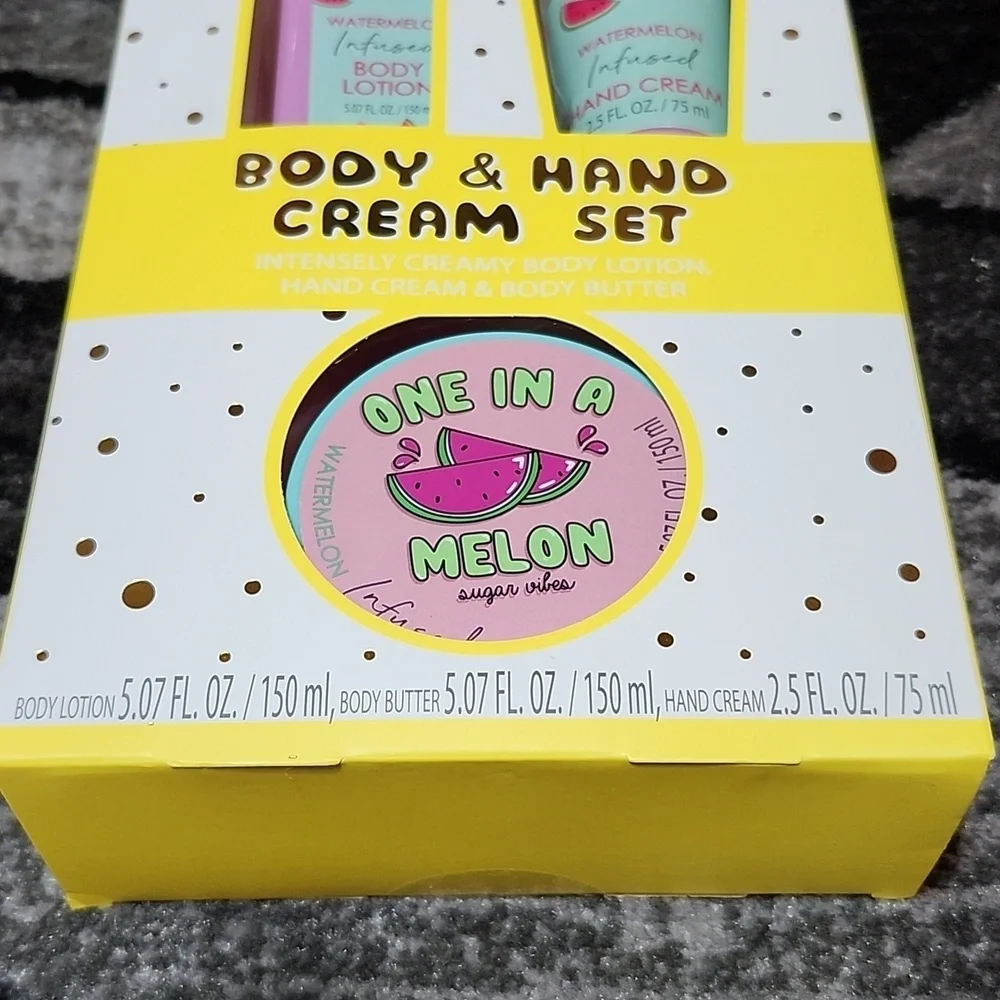 WATERMELON 🍉  BODY & HAND CREAM GIFT SET 